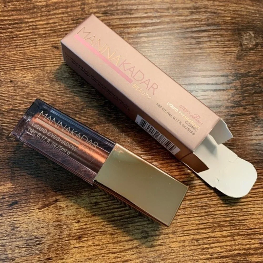 Manna Kadar Beauty Liquid Eyeshadow Cosmic .17 Fl